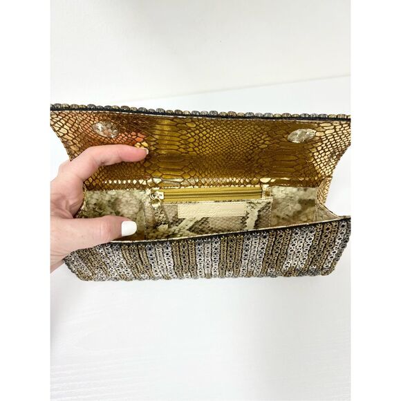 Deepa Gurnani Grommet Clutch Metallic - Picture 5 of 8